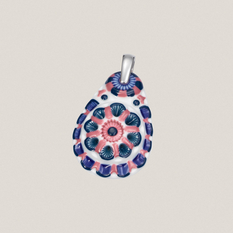 Pendant No. 3