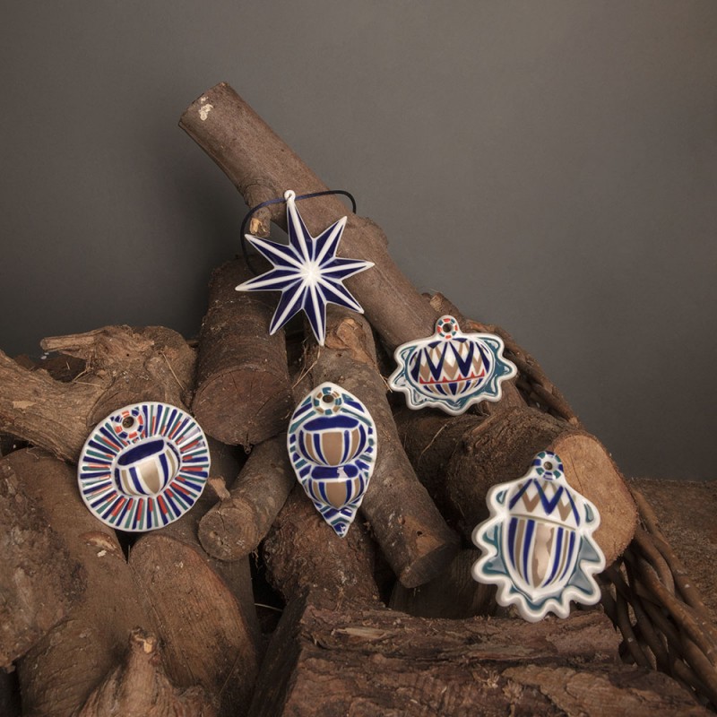 Christmas Ornaments: Chestnut Pack 2